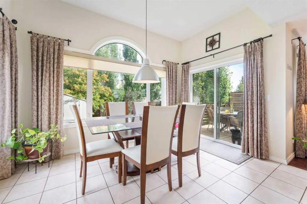 34 Crystalridge Close