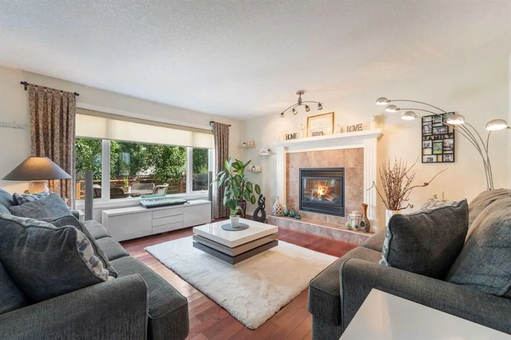 34 Crystalridge Close