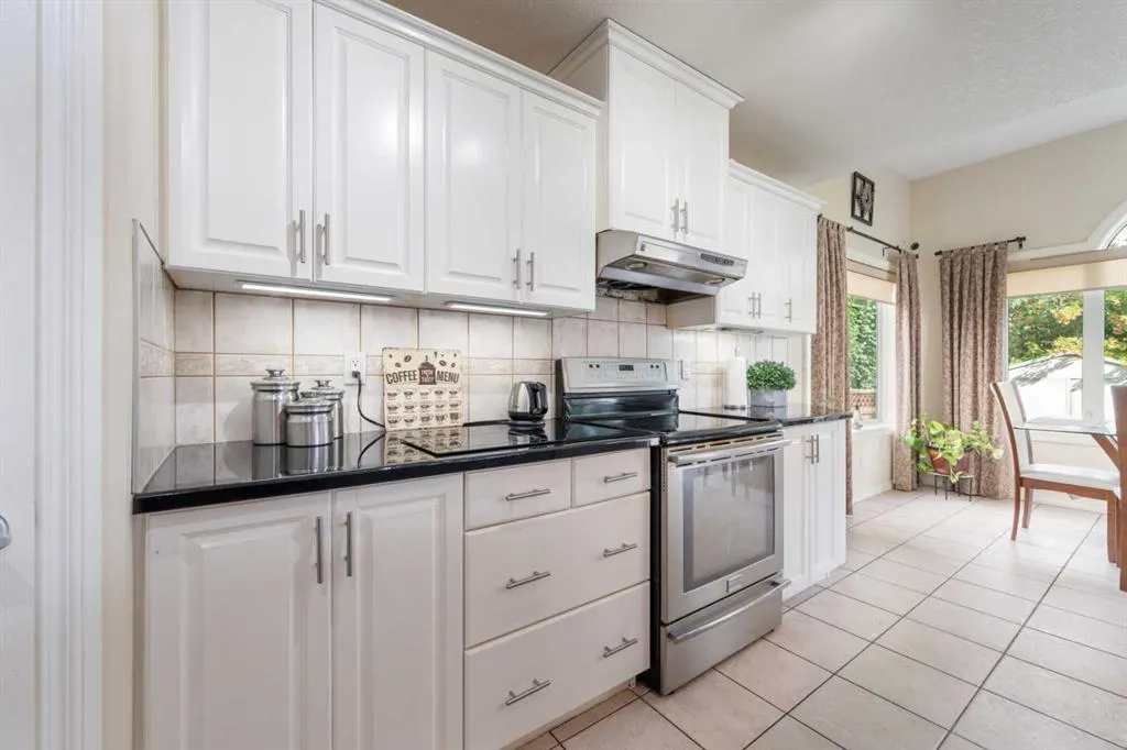 34 Crystalridge Close
