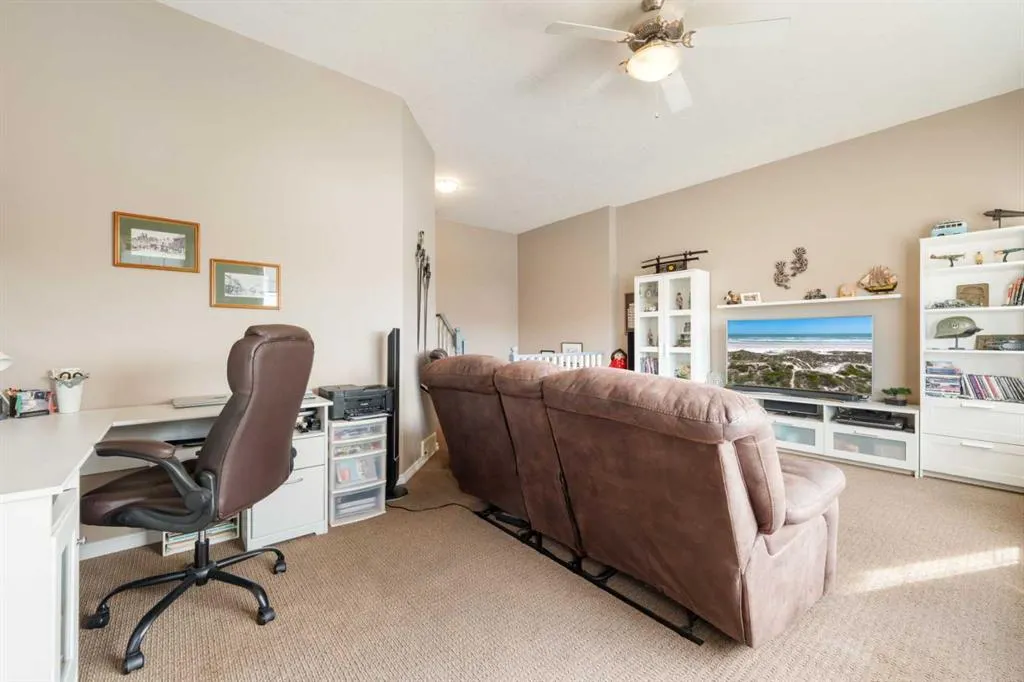 34 Crystalridge Close
