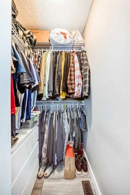 50 Westland Road, #302