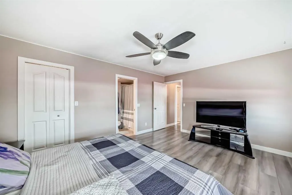 50 Westland Road, #302