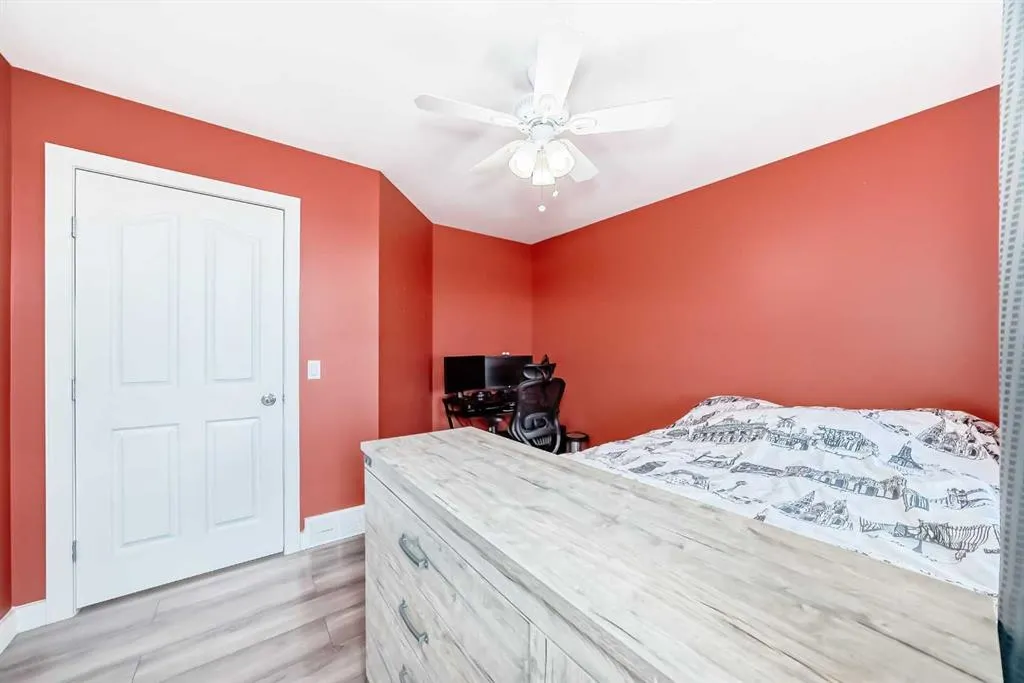 50 Westland Road, #302