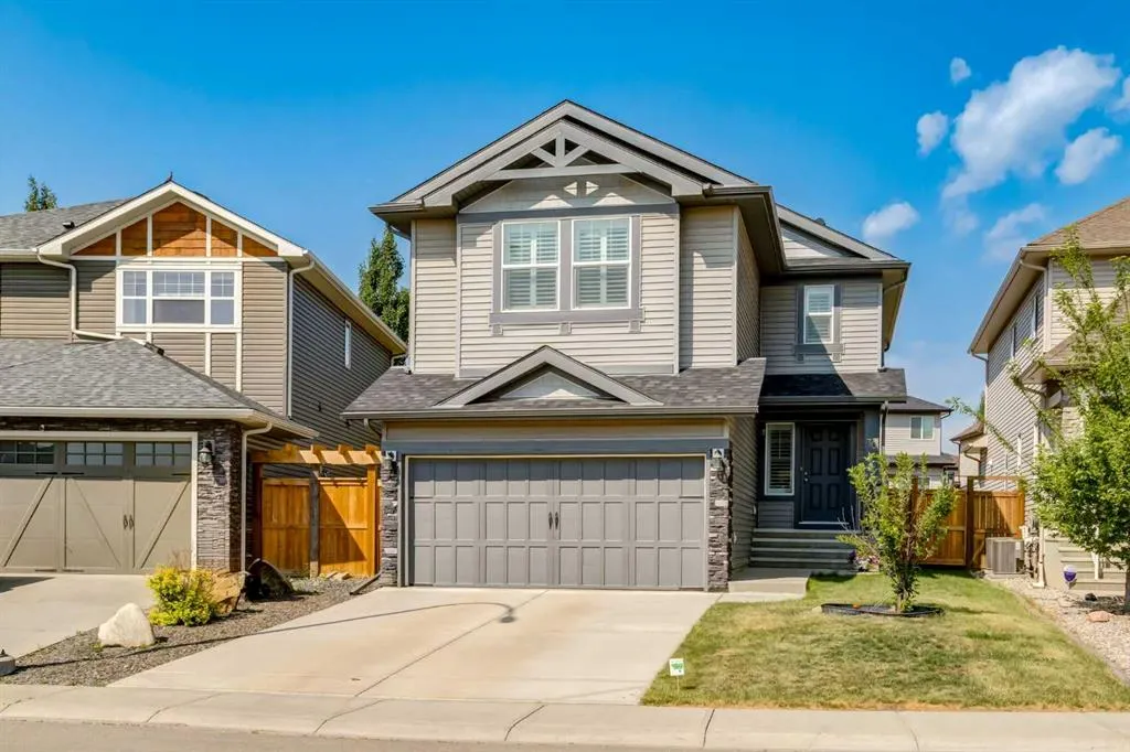 70 Silverado Skies Crescent SW