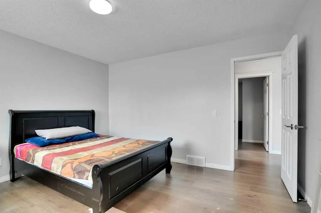 134 Diamond Drive SE