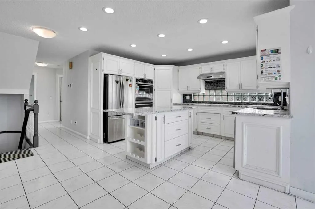 134 Diamond Drive SE