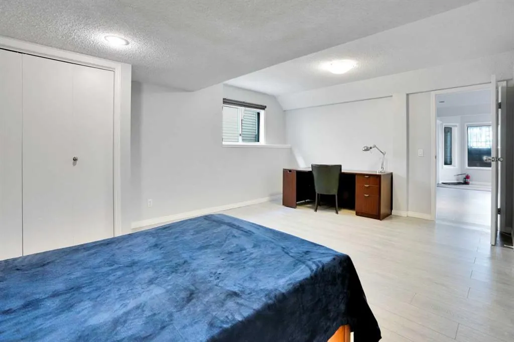 134 Diamond Drive SE