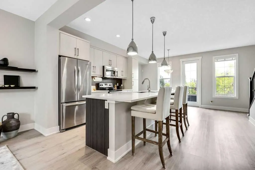 44 Quarry Lane SE