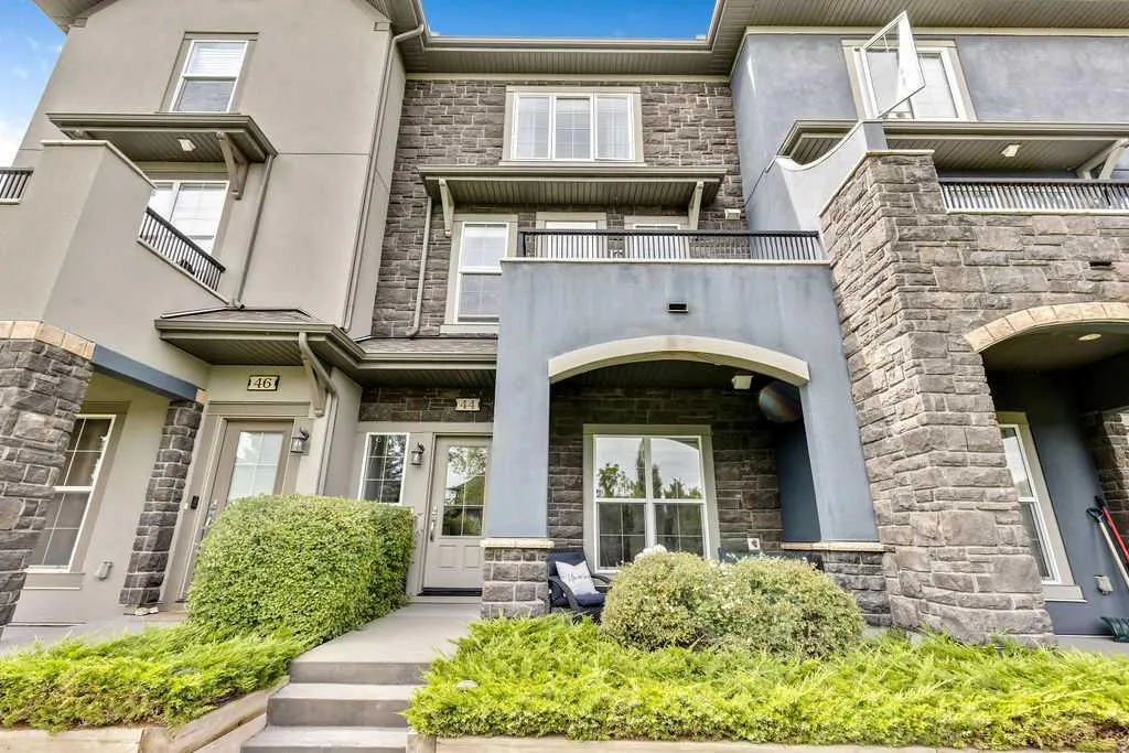 44 Quarry Lane SE