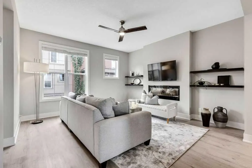 44 Quarry Lane SE