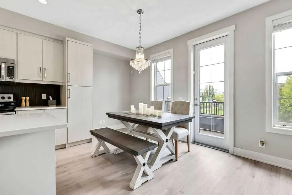 44 Quarry Lane SE
