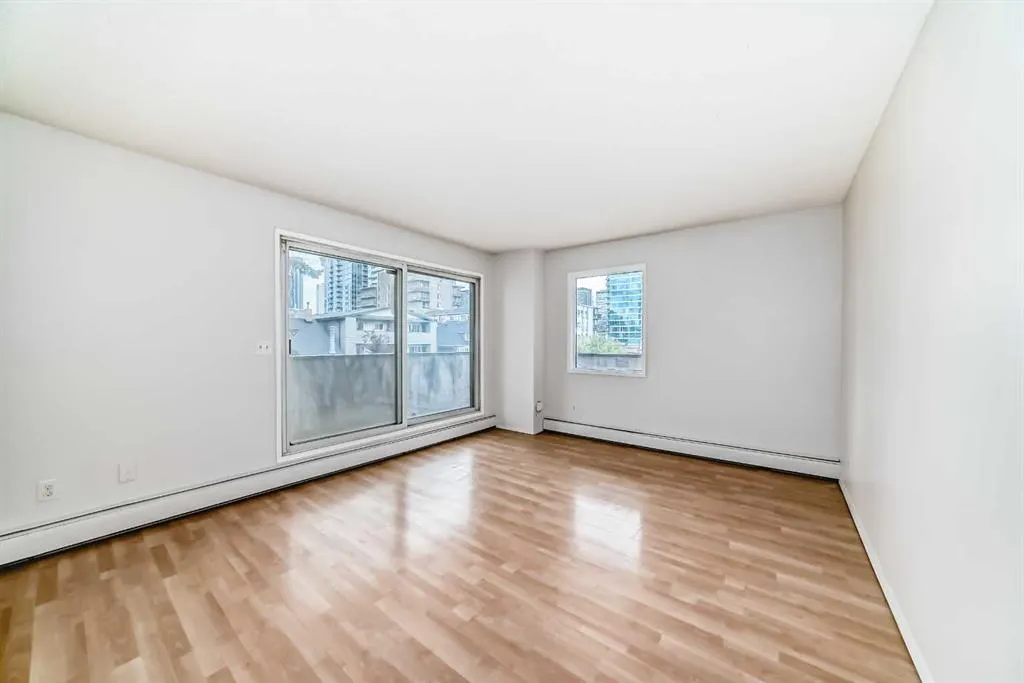 235 15 Avenue SW, #301