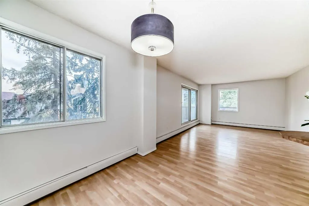 235 15 Avenue SW, #301