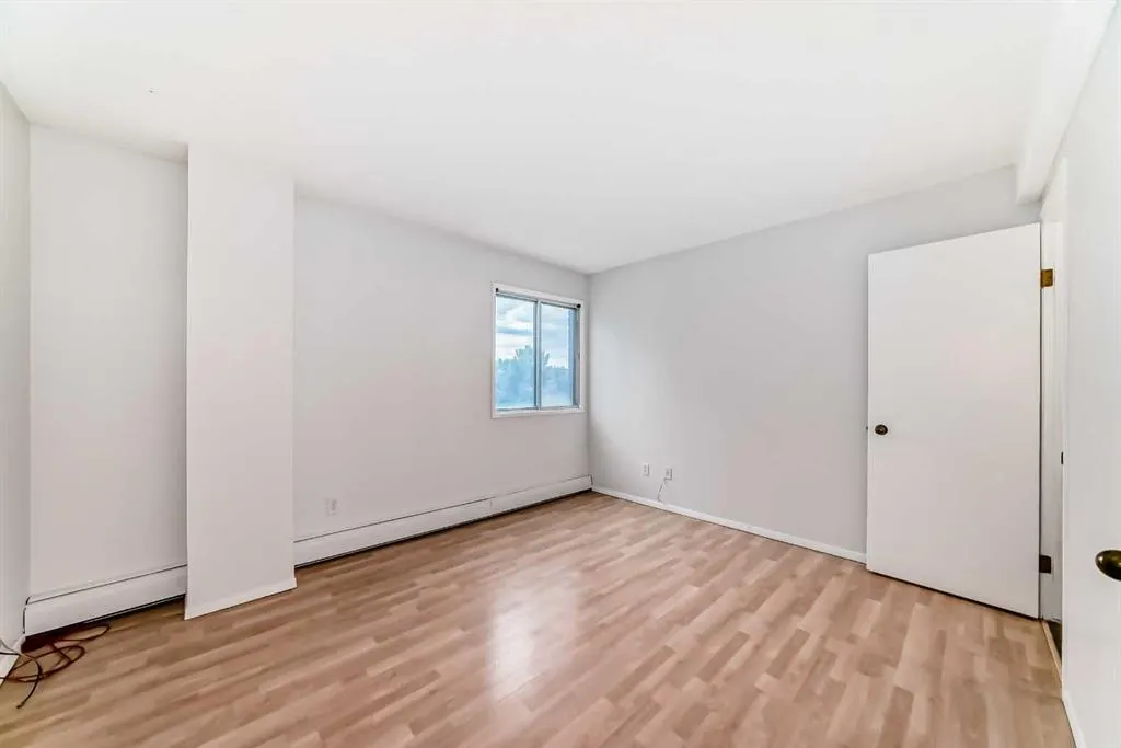 235 15 Avenue SW, #301