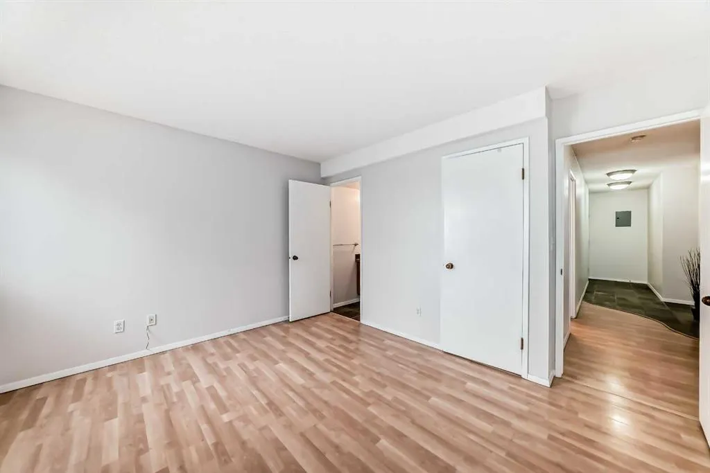 235 15 Avenue SW, #301