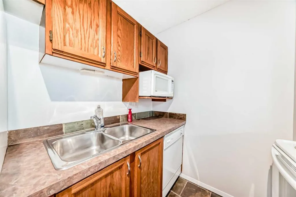 235 15 Avenue SW, #301