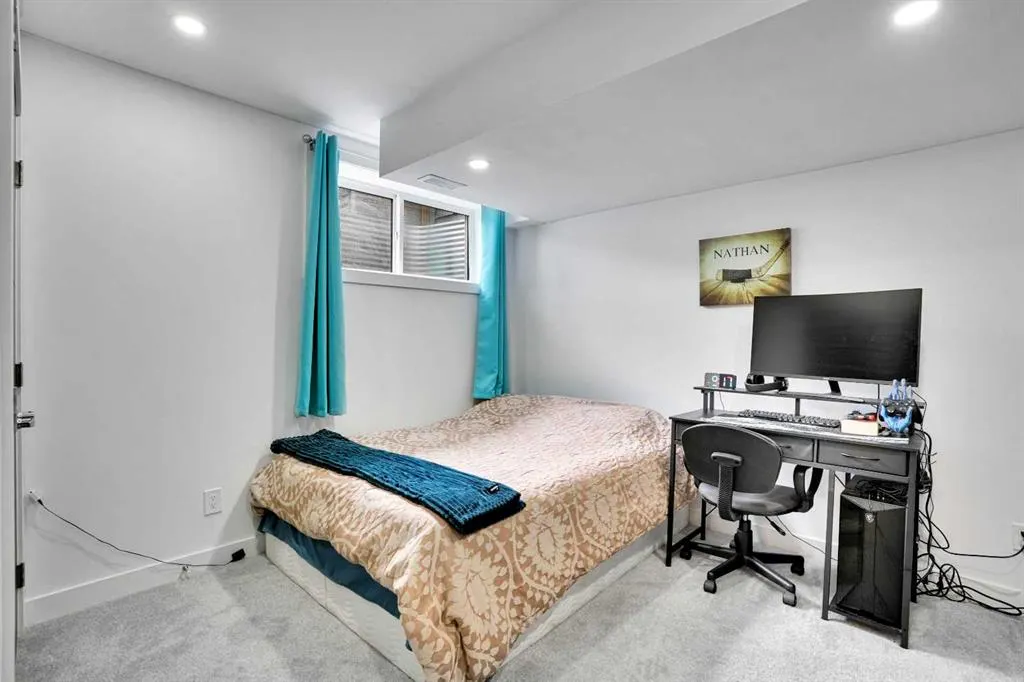 3 D'Arcy Boulevard