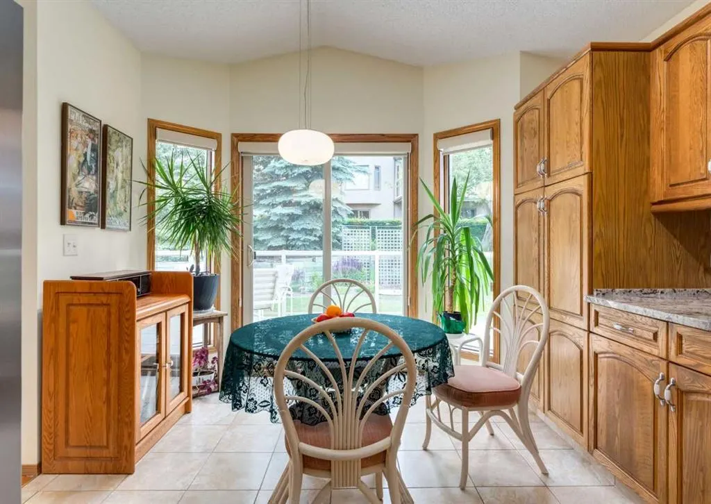206 Hawkside Mews NW