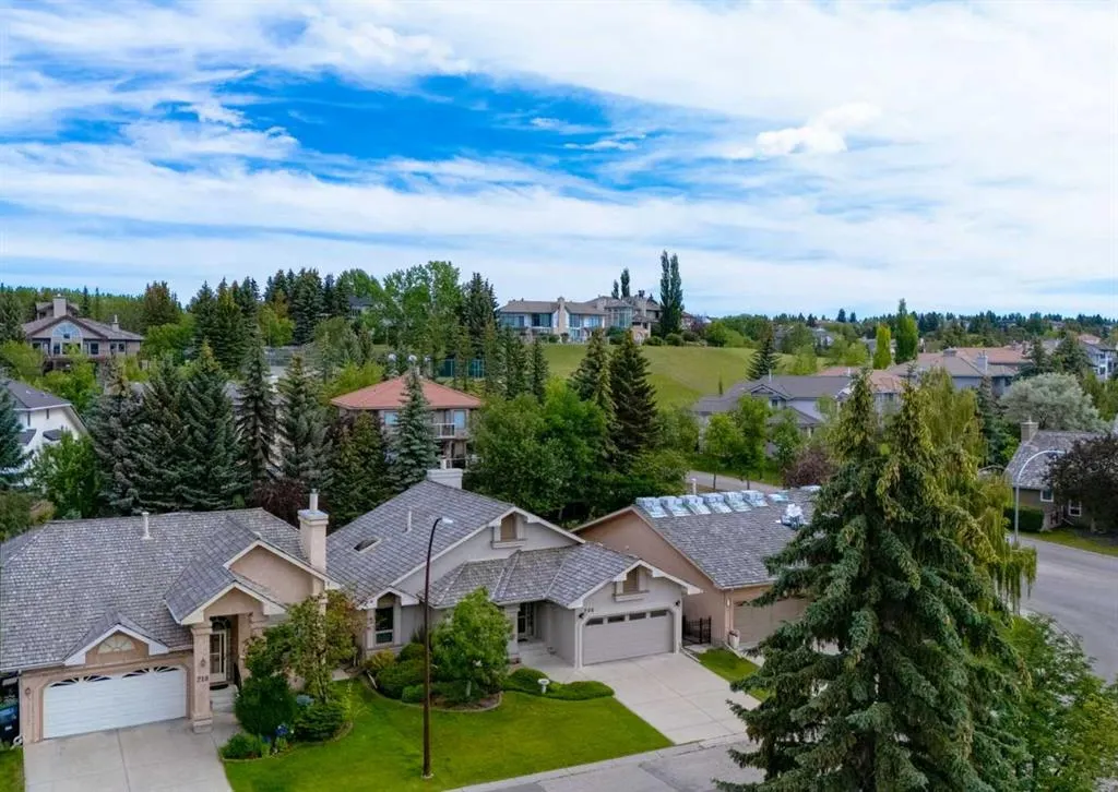 206 Hawkside Mews NW