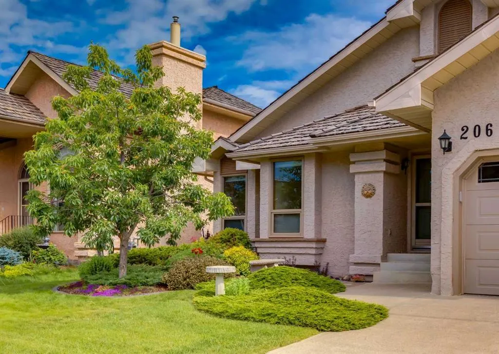 206 Hawkside Mews NW