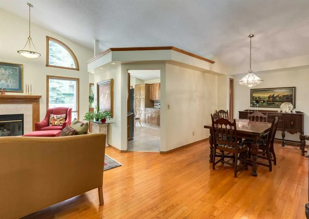 206 Hawkside Mews NW