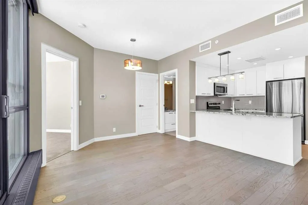 225 11 Avenue SE, #703