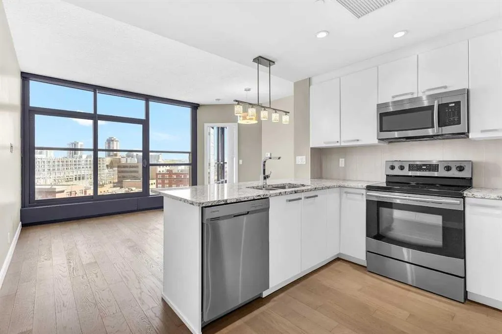 225 11 Avenue SE, #703