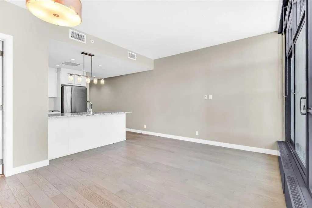 225 11 Avenue SE, #703