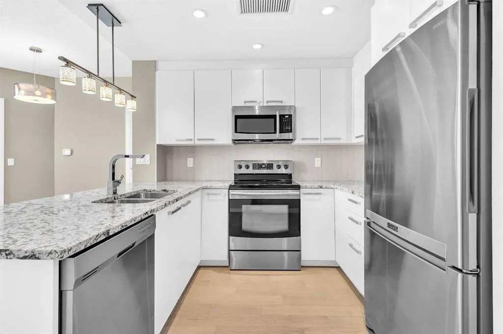 225 11 Avenue SE, #703