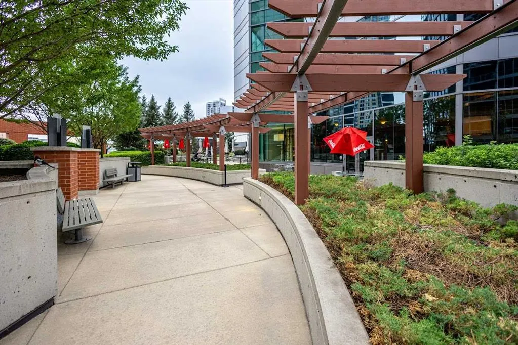 225 11 Avenue SE, #703