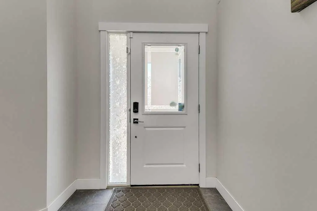 233 Kingsbury Close SE