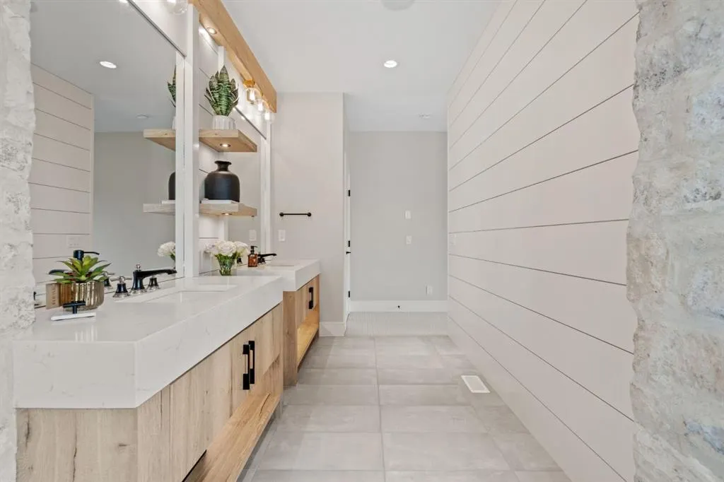12 Junegrass Terrace