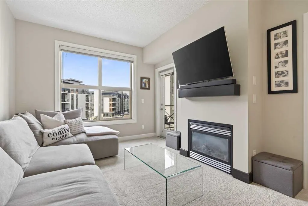 88 Arbour Lake Road NW, #419
