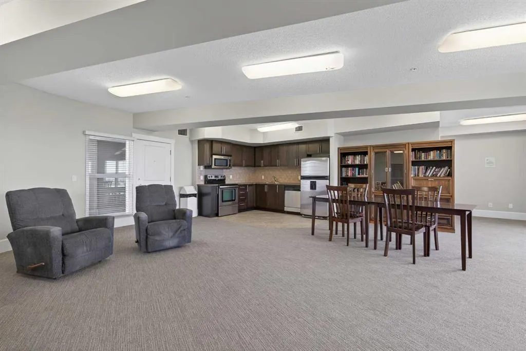 88 Arbour Lake Road NW, #419