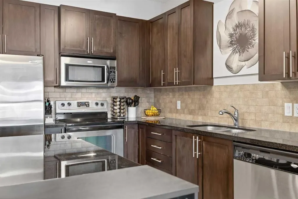 88 Arbour Lake Road NW, #419