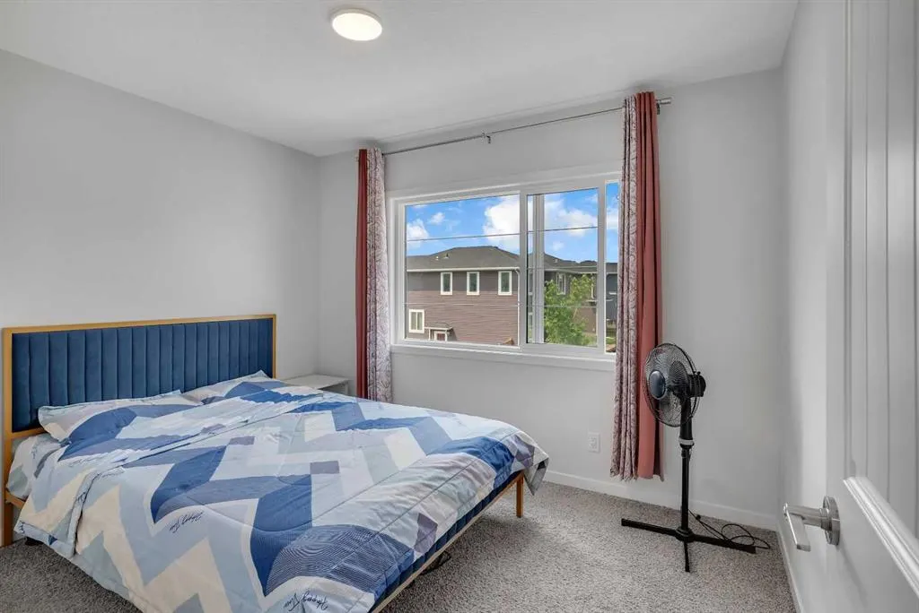 190 Dawson Harbour Rise