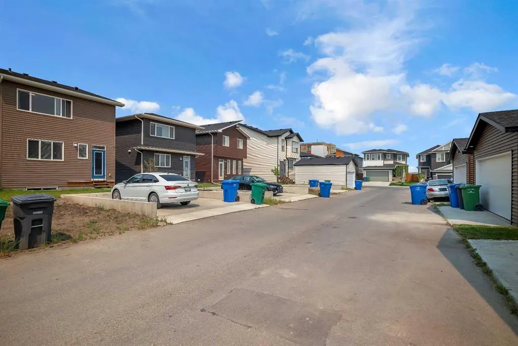 190 Dawson Harbour Rise