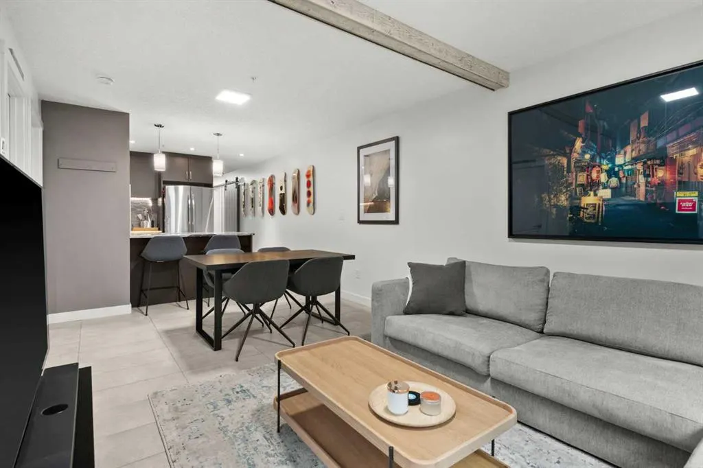 303 13 Avenue SW, #201