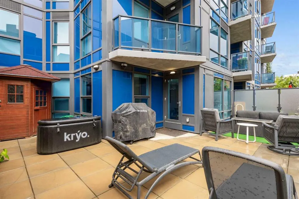 303 13 Avenue SW, #201