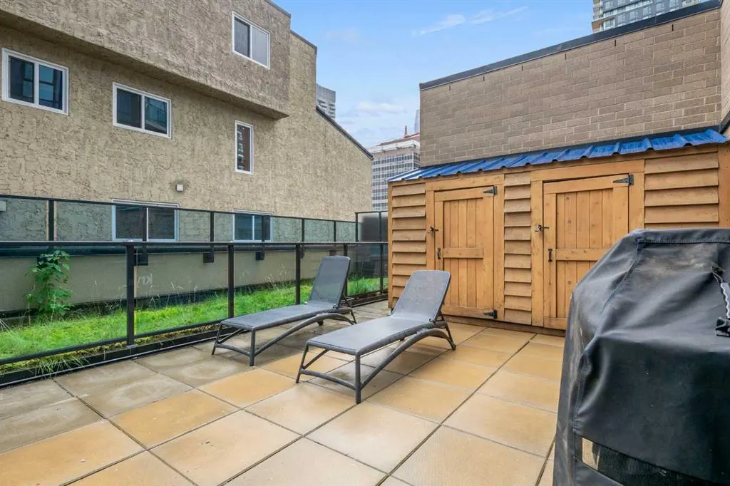 303 13 Avenue SW, #201