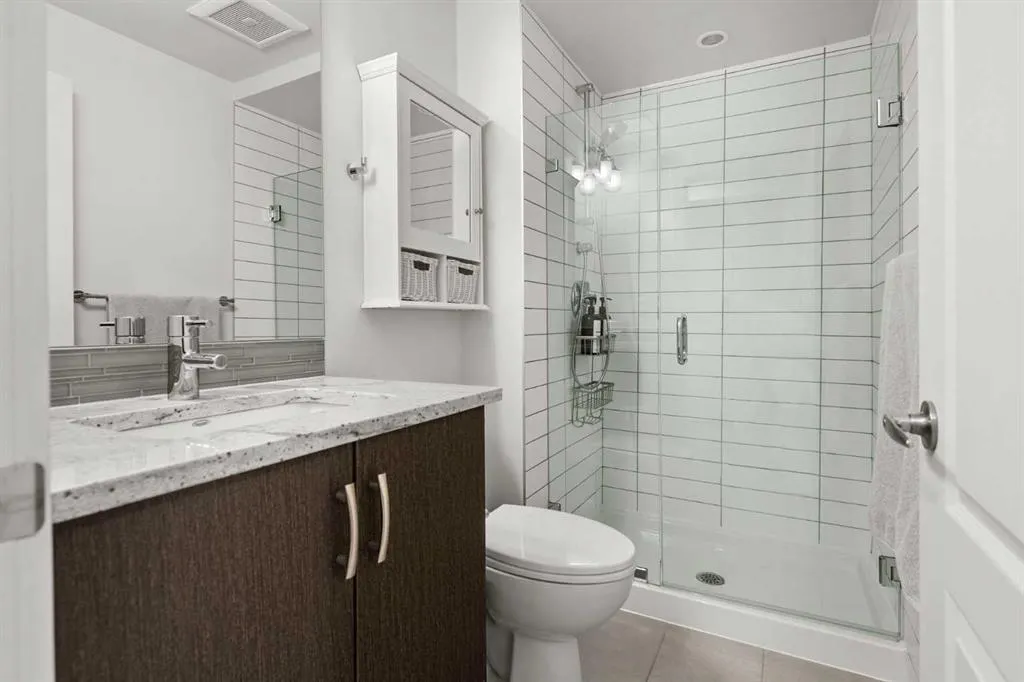 303 13 Avenue SW, #201