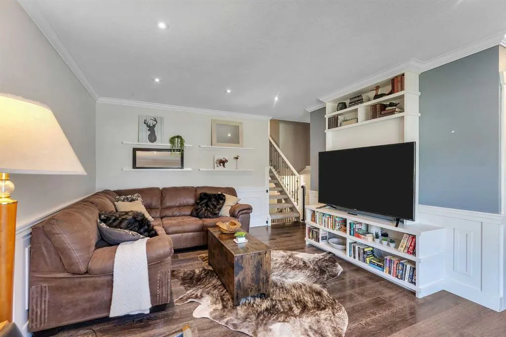 12 Marquis Place SE