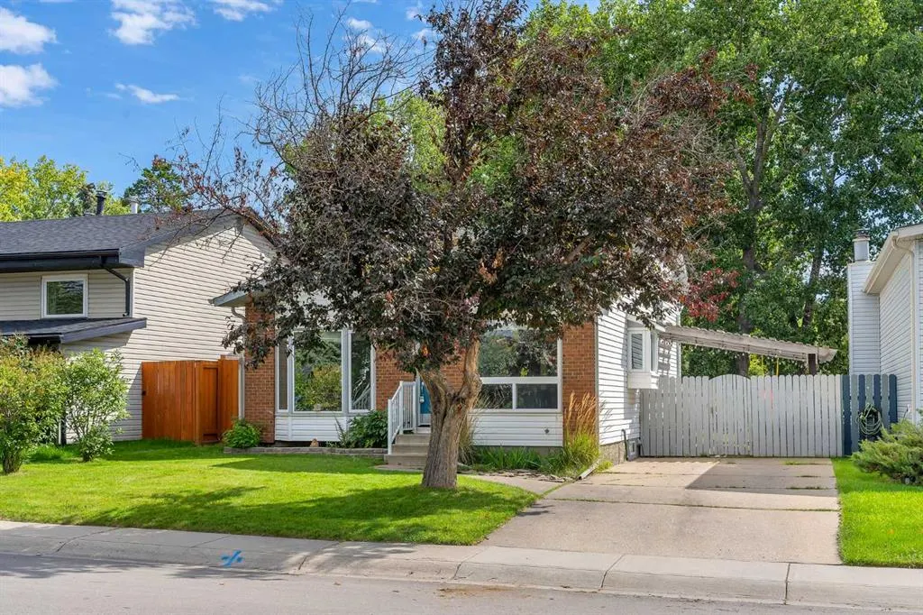 12 Marquis Place SE
