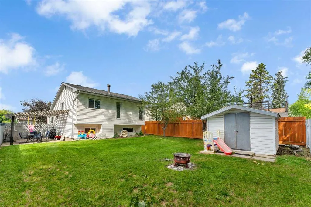 12 Marquis Place SE