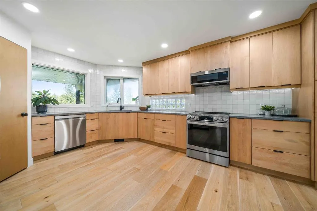 12027 Range Road 55