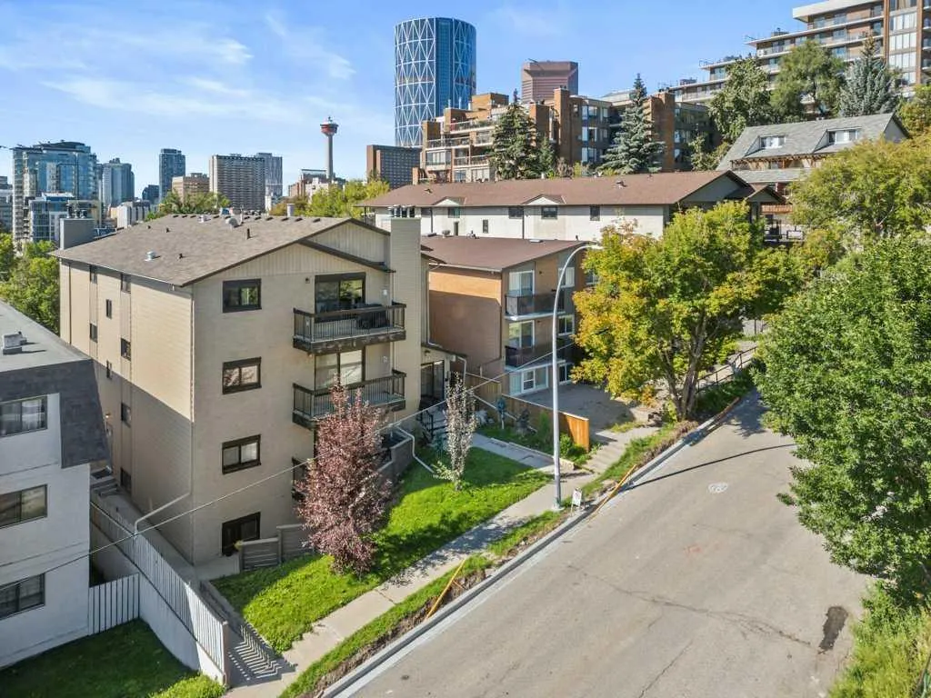 409 1 Avenue NE, #303