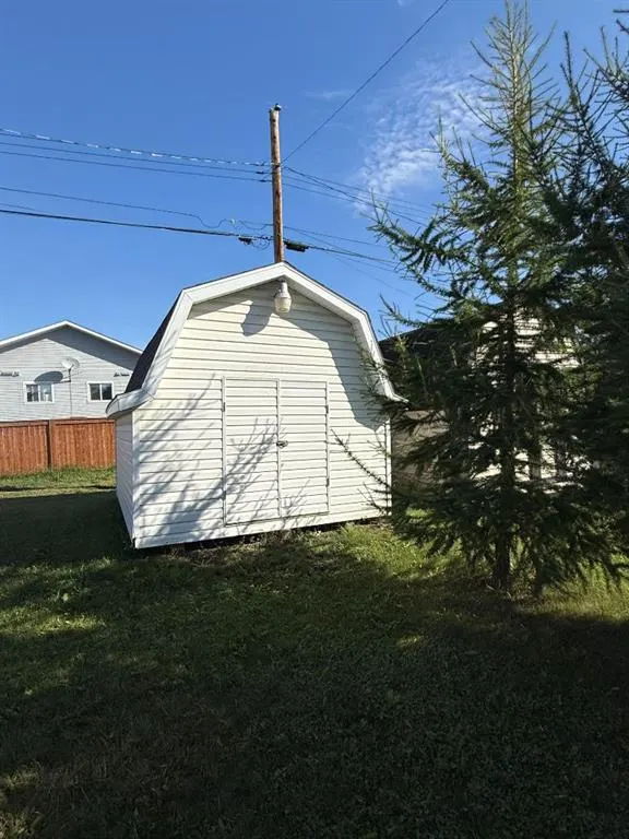 10222 104 Ave