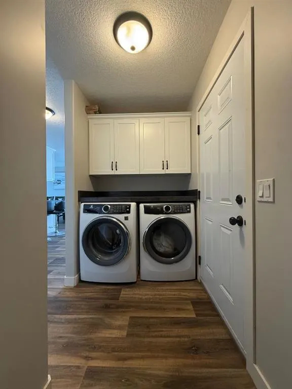 10222 104 Ave
