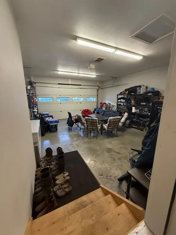 10222 104 Ave