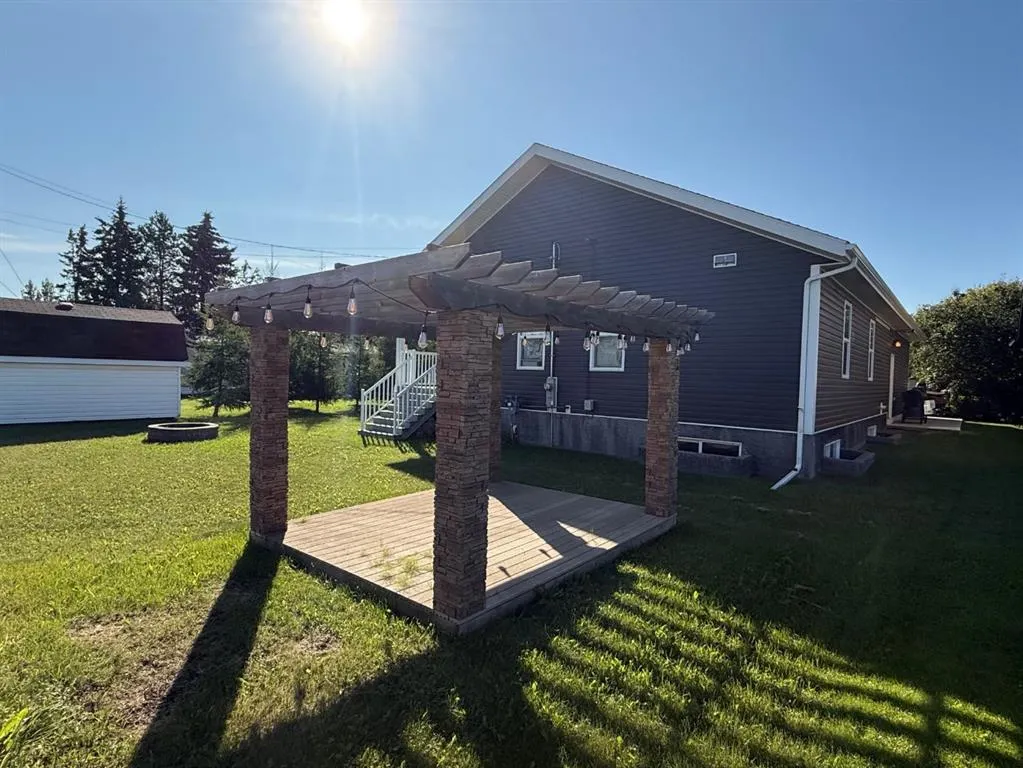 10222 104 Ave